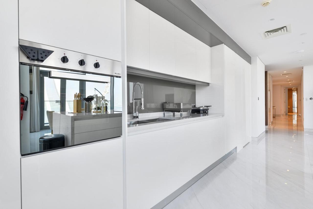 Spectacular 3 Bedroom Condo With Maids Room Facing The Dubai Eye Luaran gambar