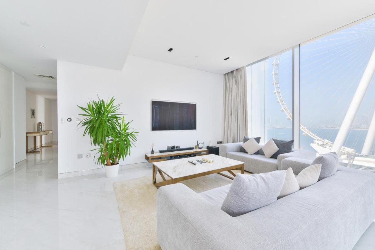 Spectacular 3 Bedroom Condo With Maids Room Facing The Dubai Eye Luaran gambar