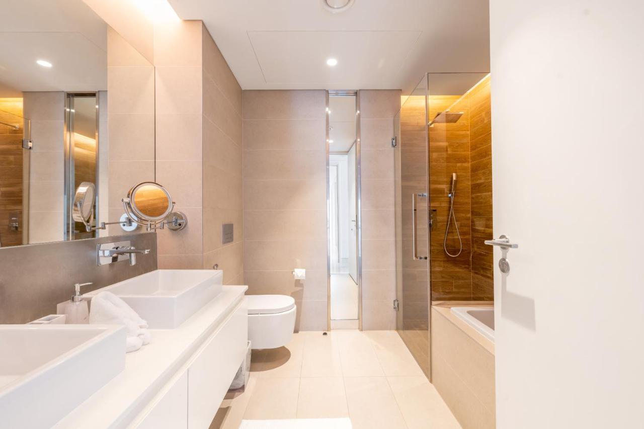 Spectacular 3 Bedroom Condo With Maids Room Facing The Dubai Eye Luaran gambar